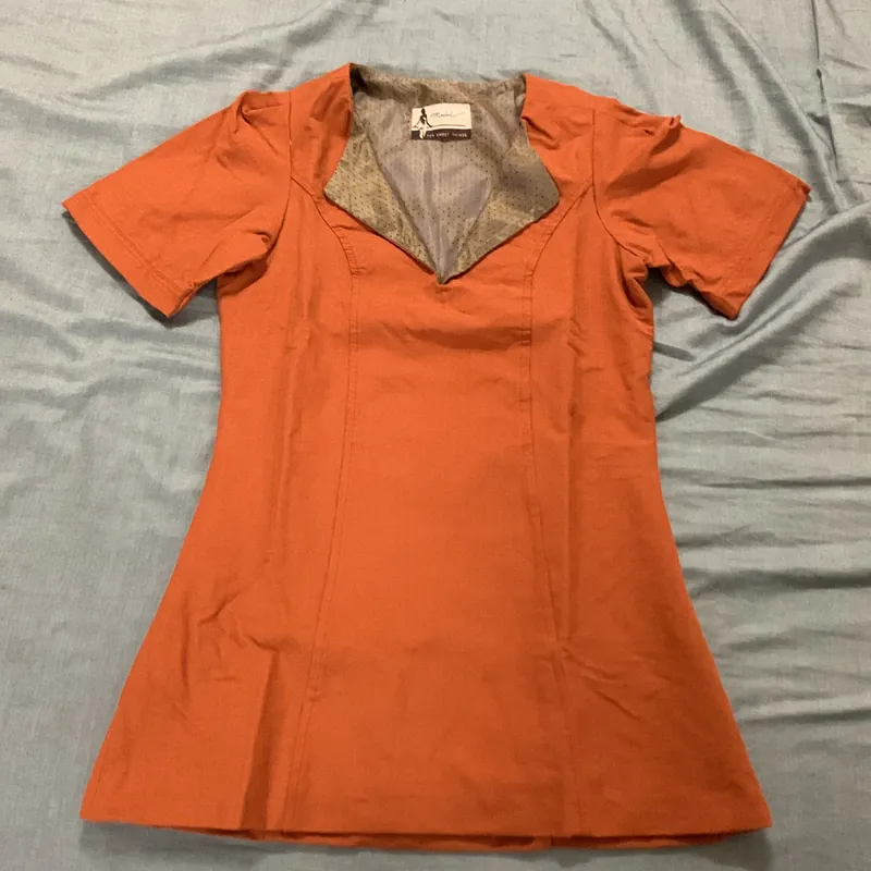 Áo kiểu nữa form dài may hai lớp mới 100% size xs màu cam đất  729199