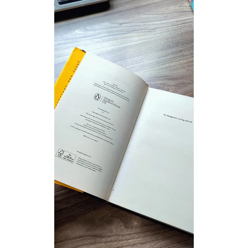 Just Like You: Two Opposites Fall Unexpectedly in Love - Nick Hornby 723014