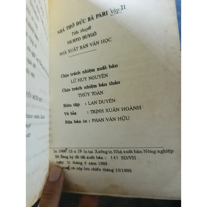 Nhà thờ đức bà Pari ( 2 tập) - Vichto Huygo 927783