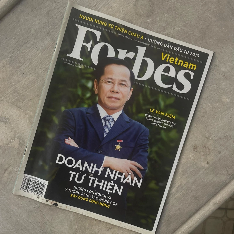 Bộ 6 quyển tạp chí đầu tiên Forbes Việt Nam 380204