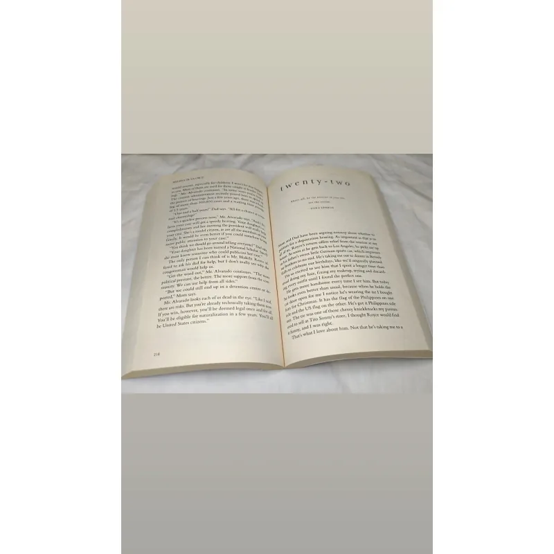 YA Contemporary –Something In Between
by Melissa de la Cruz 755161