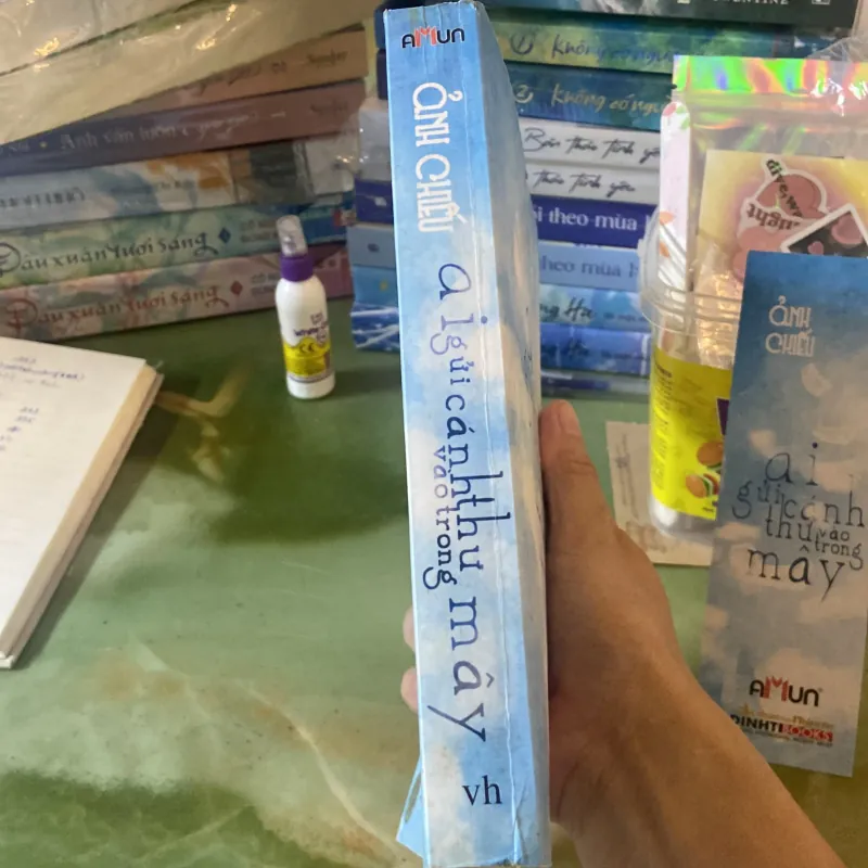 Ai gửi cánh thư vào trong mây  1006832