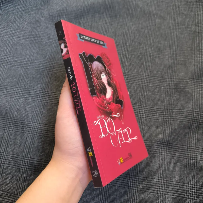 12 Mảnh Ghép Vũ Trụ - Lãnh Địa Bọ Cạp - Giá bìa 55k 592675