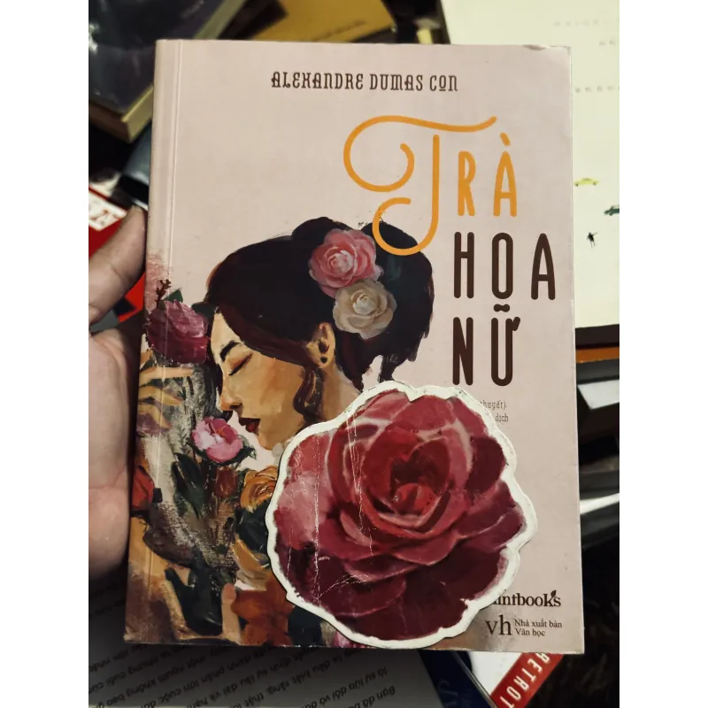 [Sale] Trà hoa nữ 748364