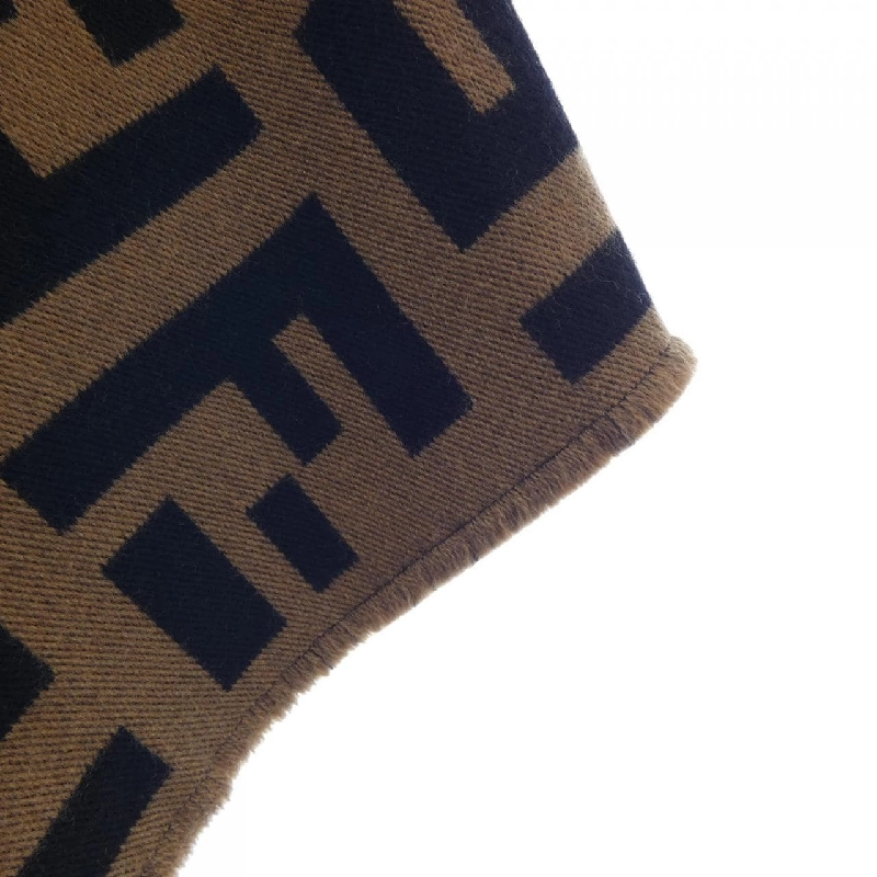 【Mã giảm giá】FENDI Cape 633461