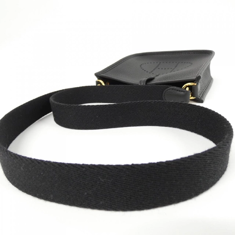 【Sản phẩm chưa sử dụng】Túi xách vai Hermès Evelyne Amazon dây đeo ngắn 16cm 085945CC 613407