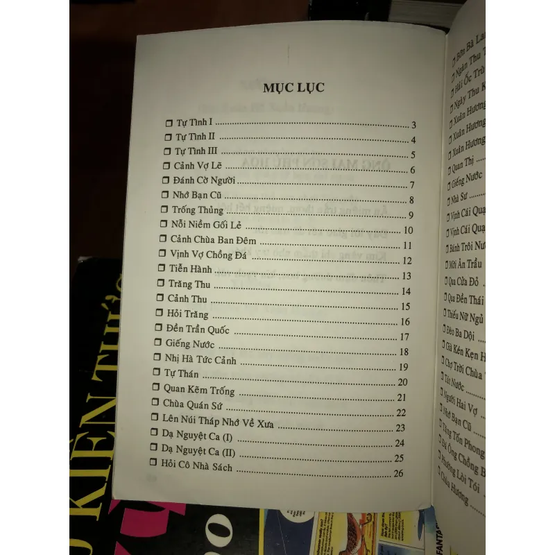 Thơ tình Hồ Xuân Hương  1025207