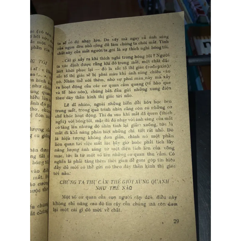 Chiếc gương thần kỳ - V. X. Frolov 928690