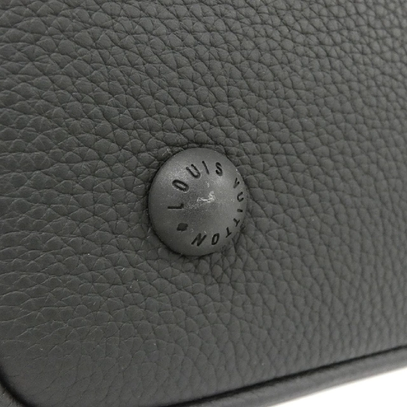 Túi Louis Vuitton Capucines Souple GM M24880 618257