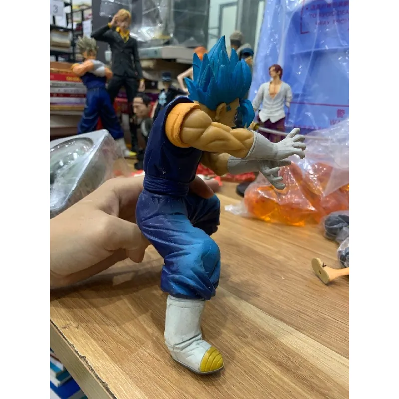 mô hình vegeto thủ thế 716513