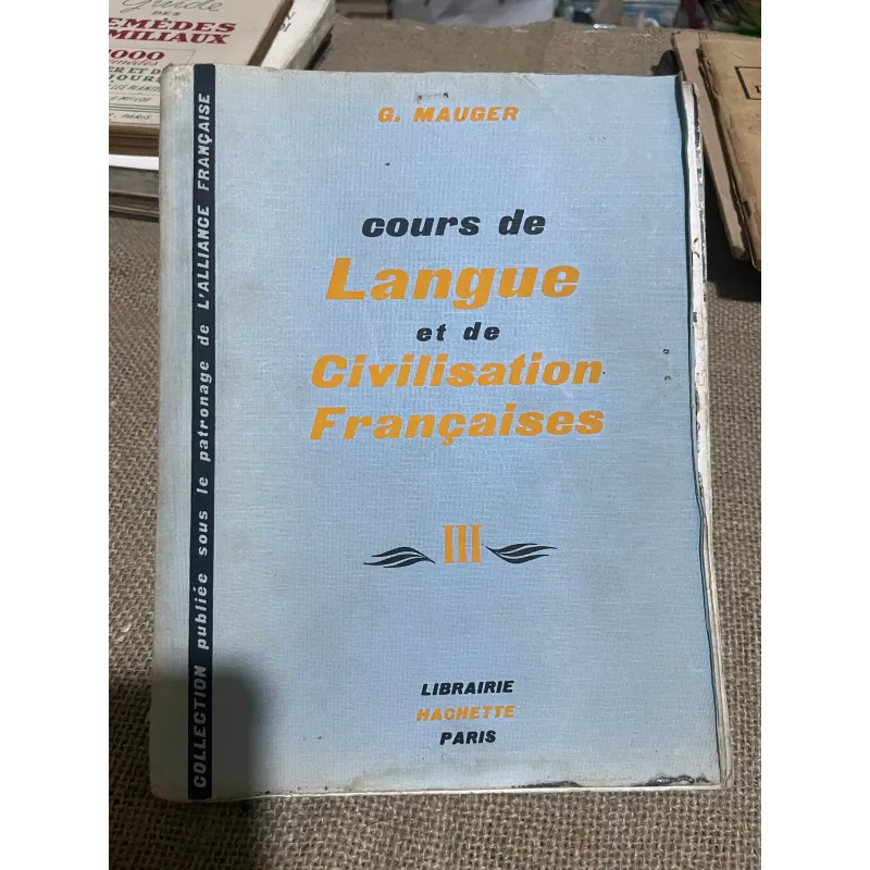SÁCH TIẾNG PHÁP Cours de Langue et de Civilisation Françaises 3 570362