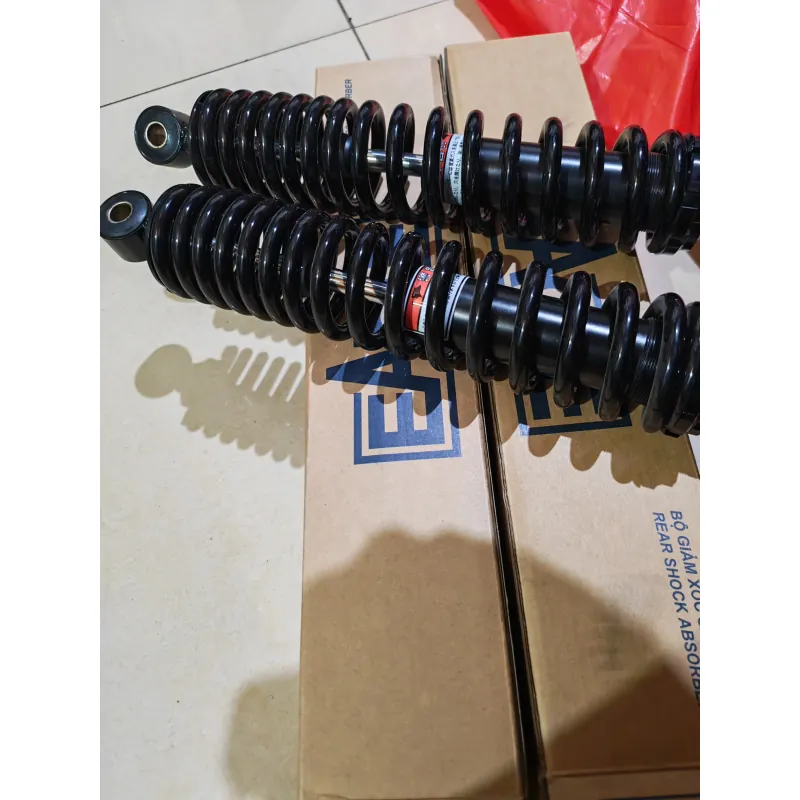 Bán phuộc sau, fullbox mới toanh 99%, cao 355mm. 
600k. 1025903