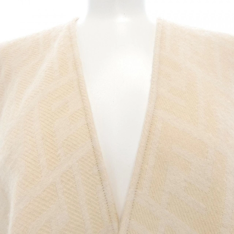 【Mã giảm giá】FENDI Cape 637995