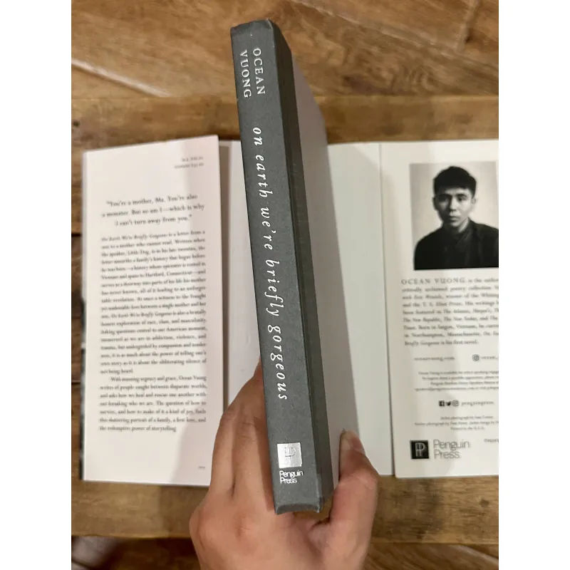 On Earth We're Briefly Gorgeous - Ocean Vuong 752886