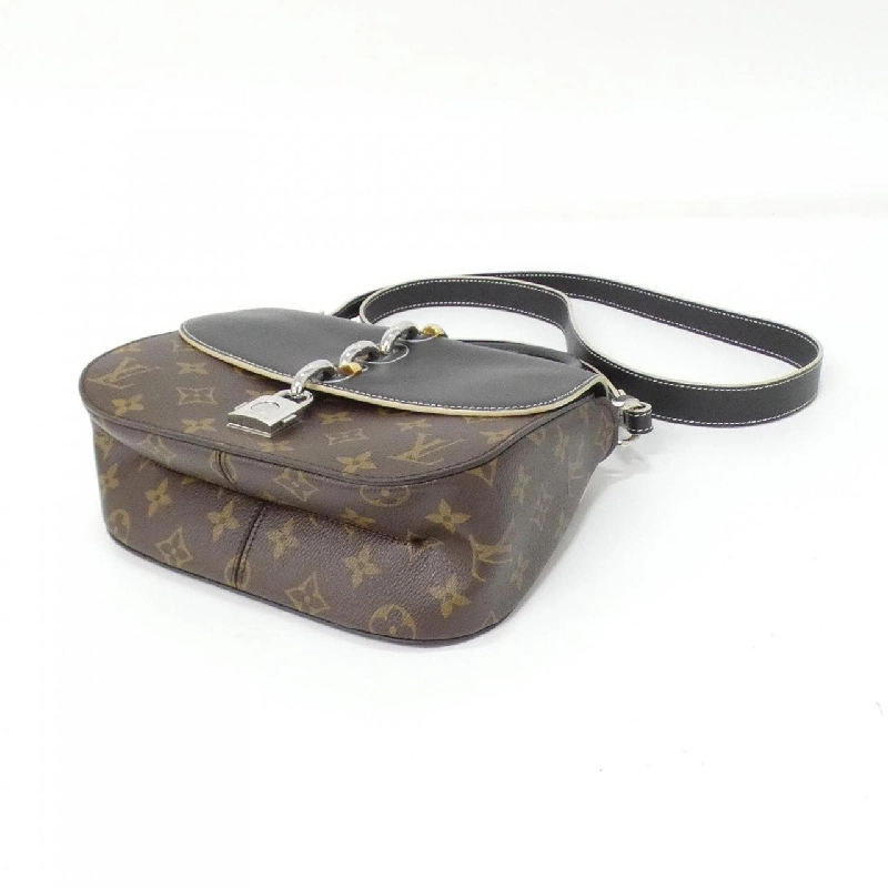 Túi xách Louis Vuitton Monogram Chain It PM M44115 615492