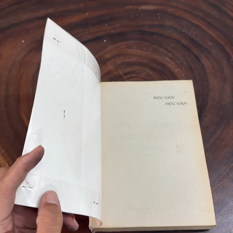 [Có Gạch Viết] - II Văn Học: Đọc Văn, Học Văn - Trần Đình Sử - 2003 1010412