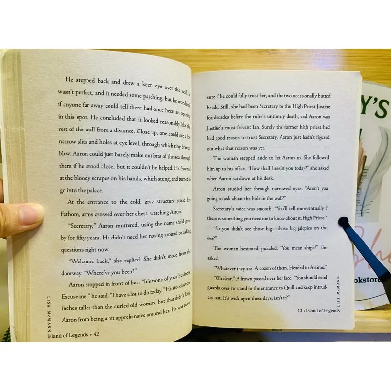 [Sách tiếng Anh 2hand] Unwanteds - Island Of Legends 694544