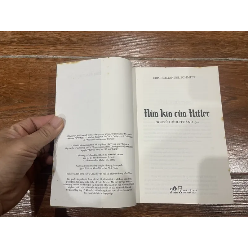 Nửa kia của Hitler (k3) 407078