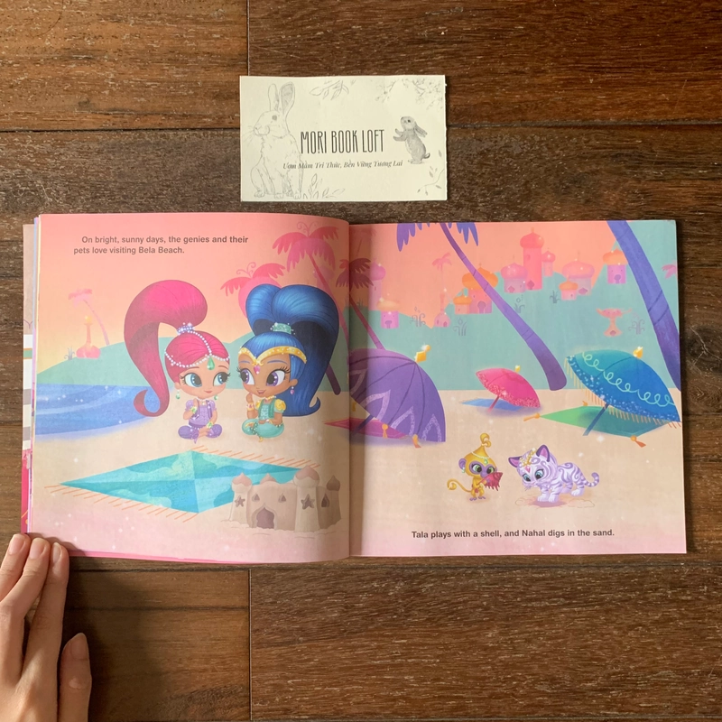 Sách ngoại văn Magical Pet Friends! (Shimmer and Shine), Used, còn sticker cuối sách 498054