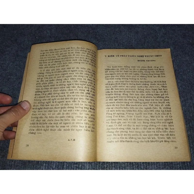 MẤY VẤN ĐỀ NGHỆ THUẬT CHÈO 992284