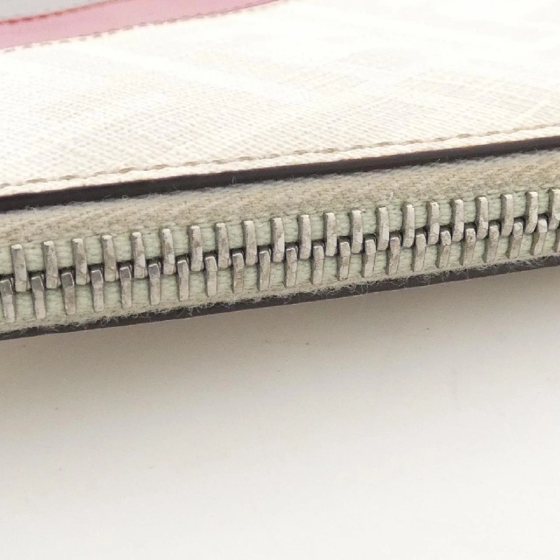 Túi clutch mỏng phẳng Fendi 7N0110 AJF8 616709