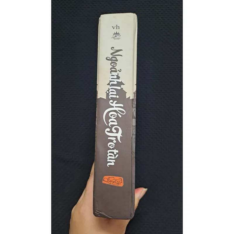 Ngoảnh lại hóa tro tàn - Tân Di Ổ (bìa cứng) 726762