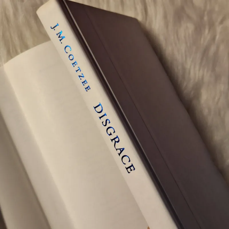 J.M. Coetzee - Disgrace (Booker 1999) 933178