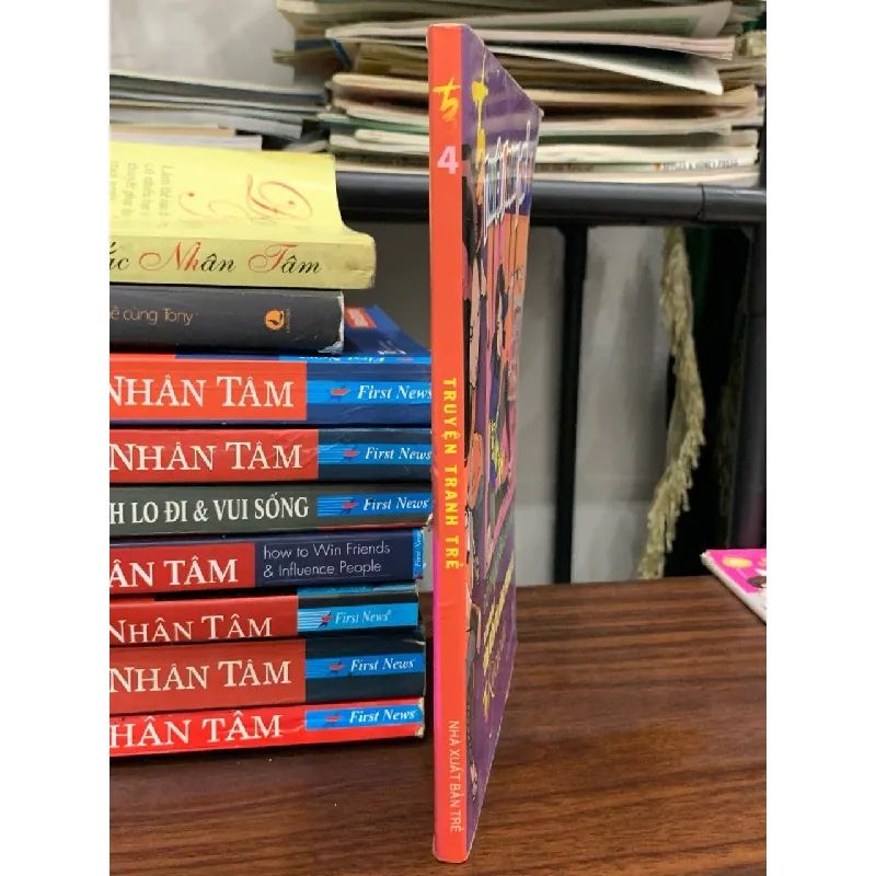 Truyện tranh trẻ 4: Đối thủ đối đầu đói thủ- NXB trẻ 690425