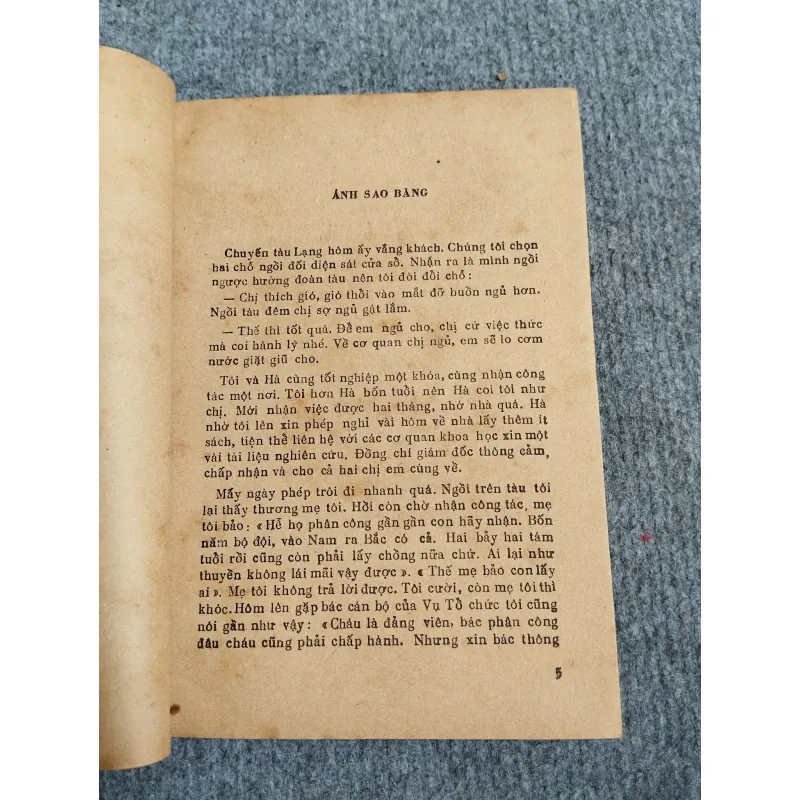 DÒNG SÔNG MÀU MẬN CHÍN - TRIỆU HUẤN 689533