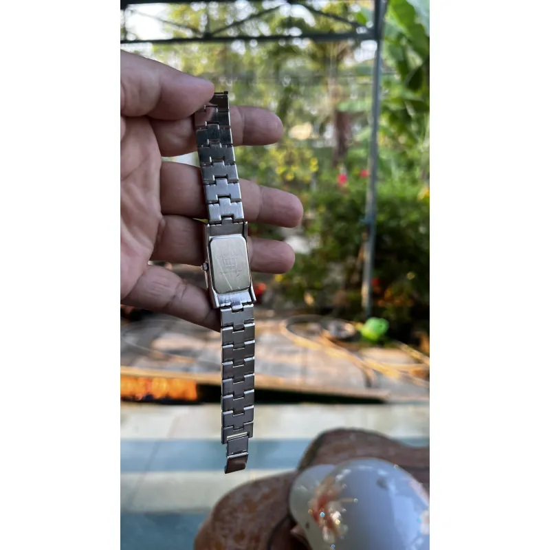 Đồng hồ Credit Suisse cả Nam và Nữ 993806