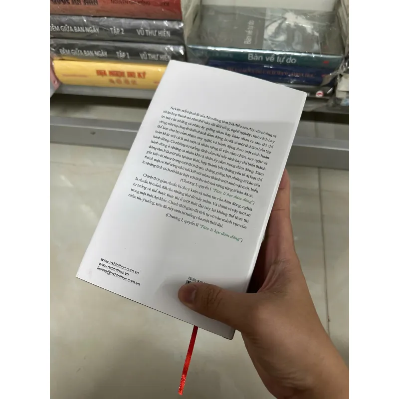 Tâm lí học đám đông - Gustave Le Bon (Bìa cứng) 576363