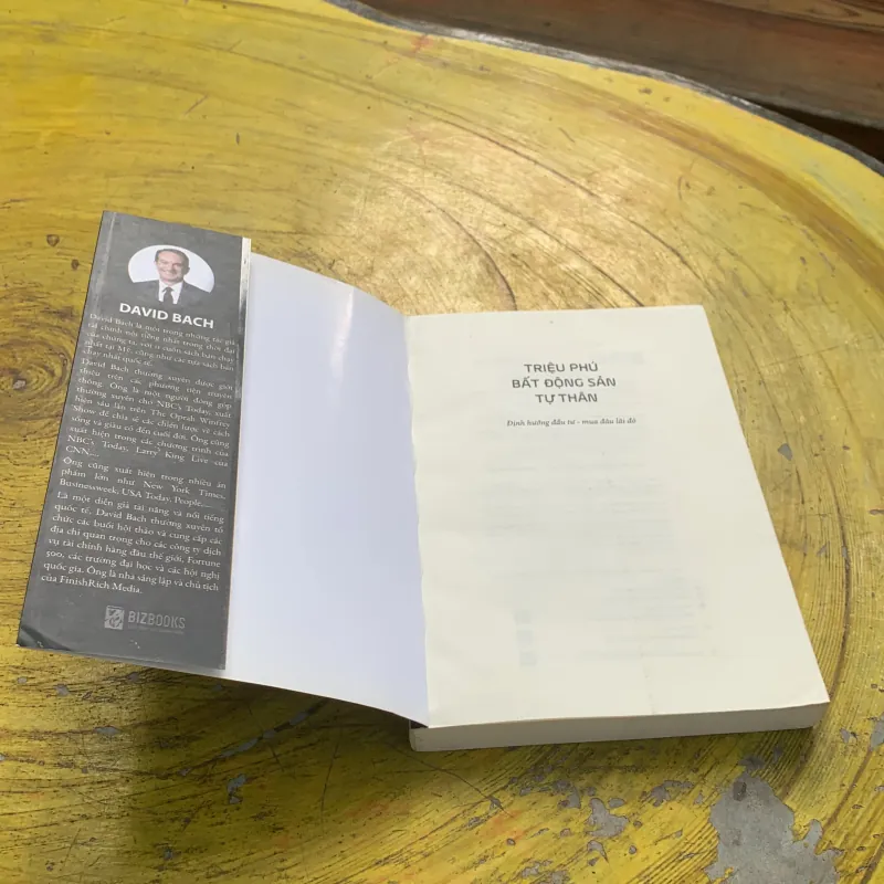 TRIỆU PHÚ BẤT ĐỘNG SẢN TỰ THÂN 747150