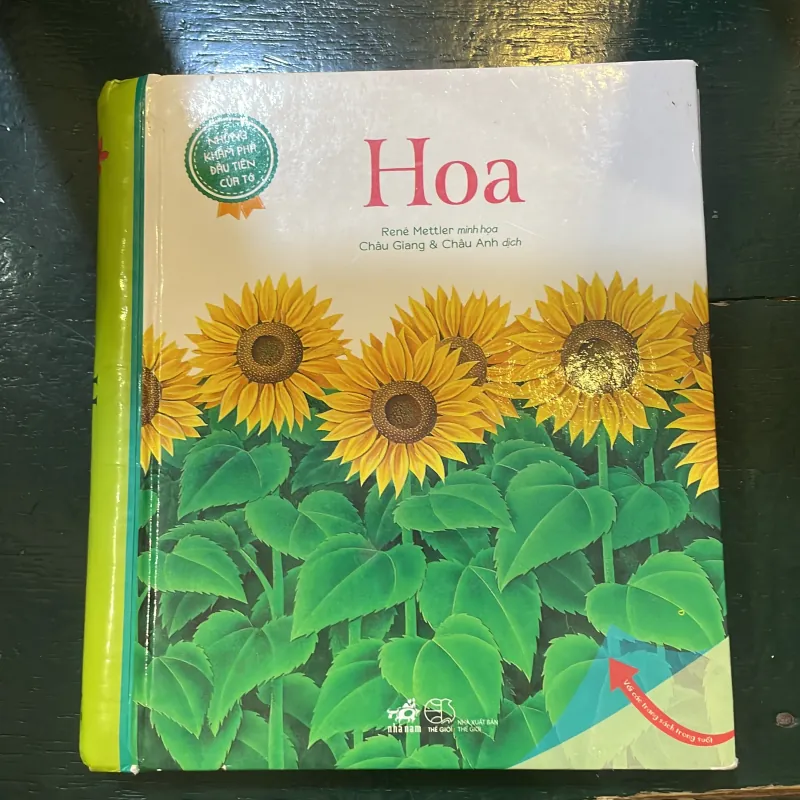 Những khám phá đầu tiên của tớ - Hoa - nhã nam 2018  1027415