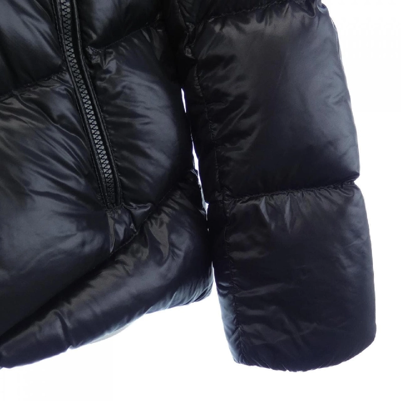 Áo khoác lông vũ MONCLER 633340