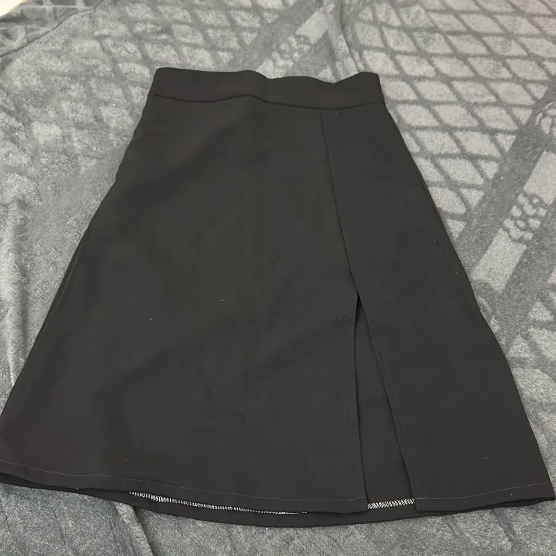 Quần jean, quần giữ nhiệt, chân váy... 1025352