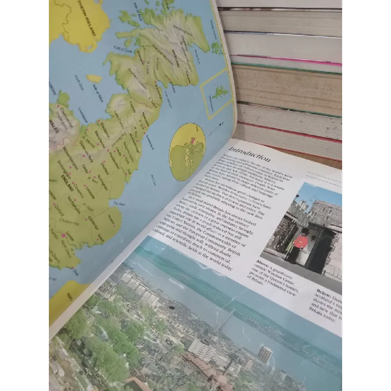 Passport to Great Britain - Andrew Langley 712250