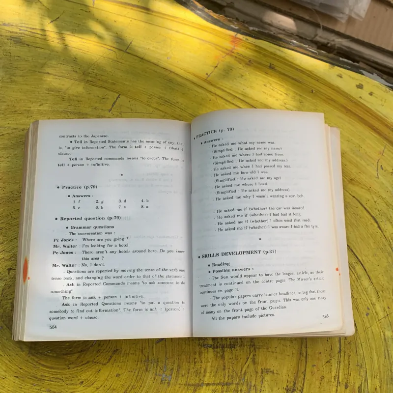 COMBO HEADWAY INTERMEDIATE & VĂN PHẠM TIẾNG ANH THỰC HÀNH Practical English grammar  788027