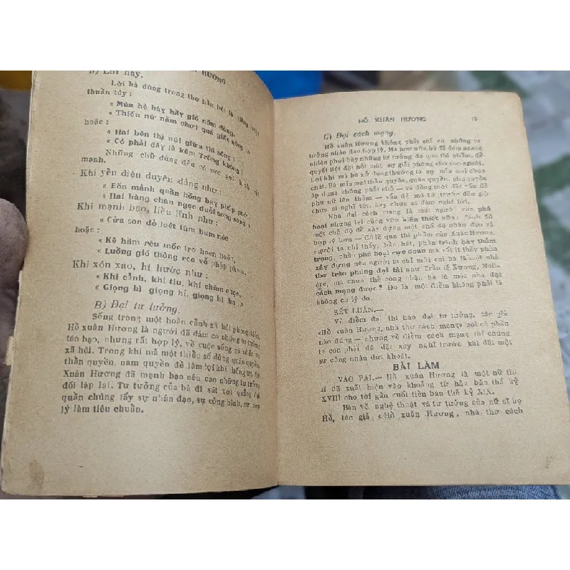 Luận đề về Hồ Xuân Hương - Nguyễn Duy Diễn 604372