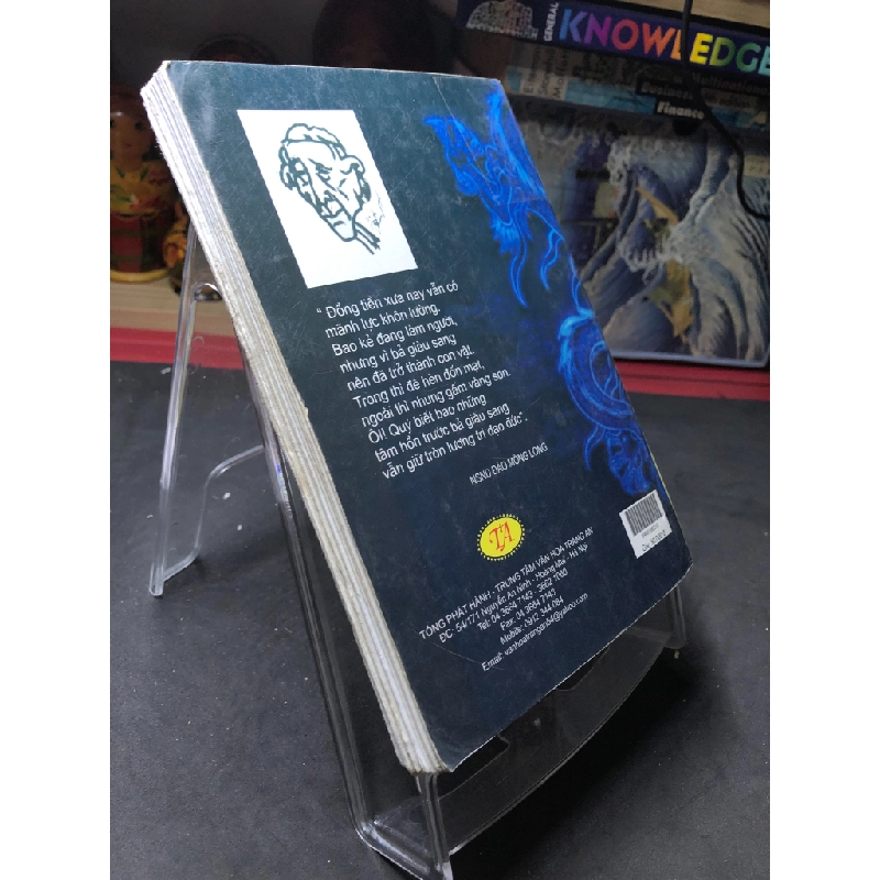Con rồng giữa trần ai mới 70% ố bẩn có dấu mộc và viết nhẹ trang đầu 2009 Trần Minh Thu HPB0906 SÁCH VĂN HỌC 451275