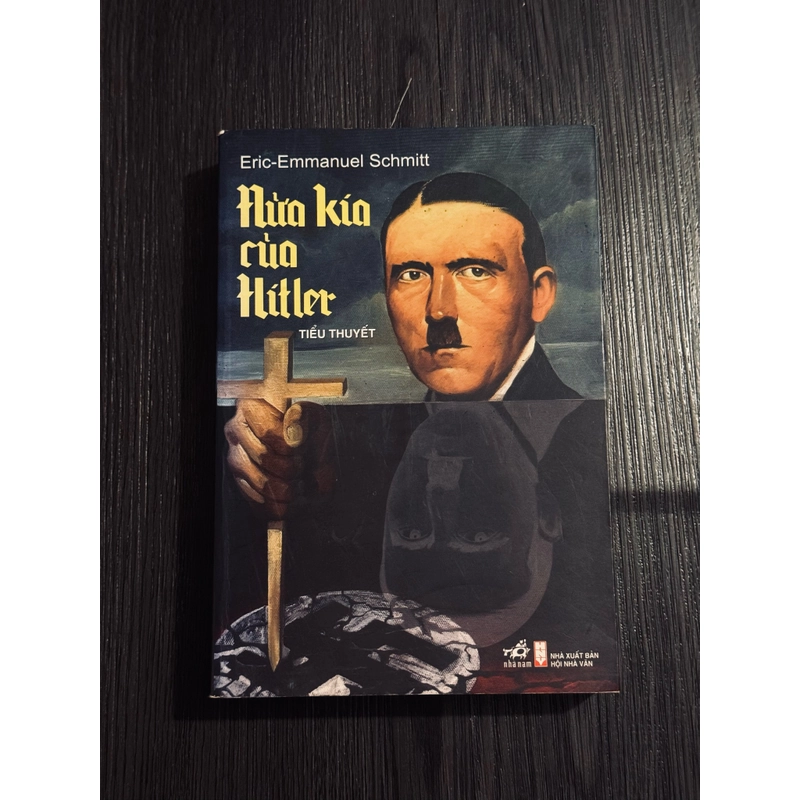 Nửa kia của Hitler 501145
