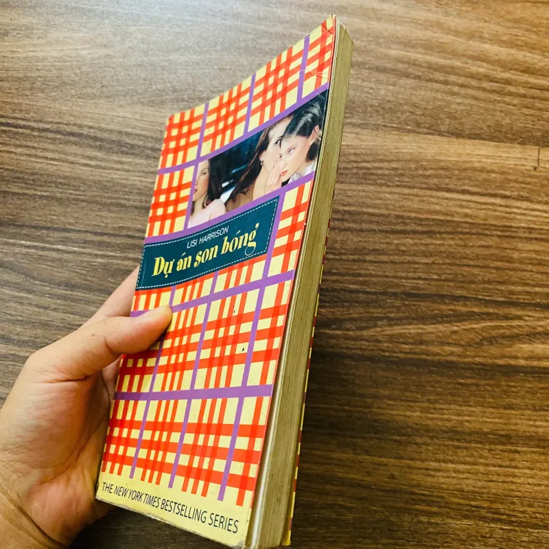 Dự án son bóng  - Lisi Harrison#HATRA 973610