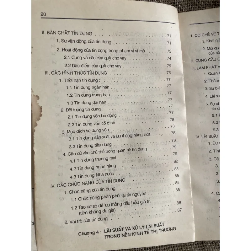Tiền tệ và ngân hàng- hơn 300 trang  933663