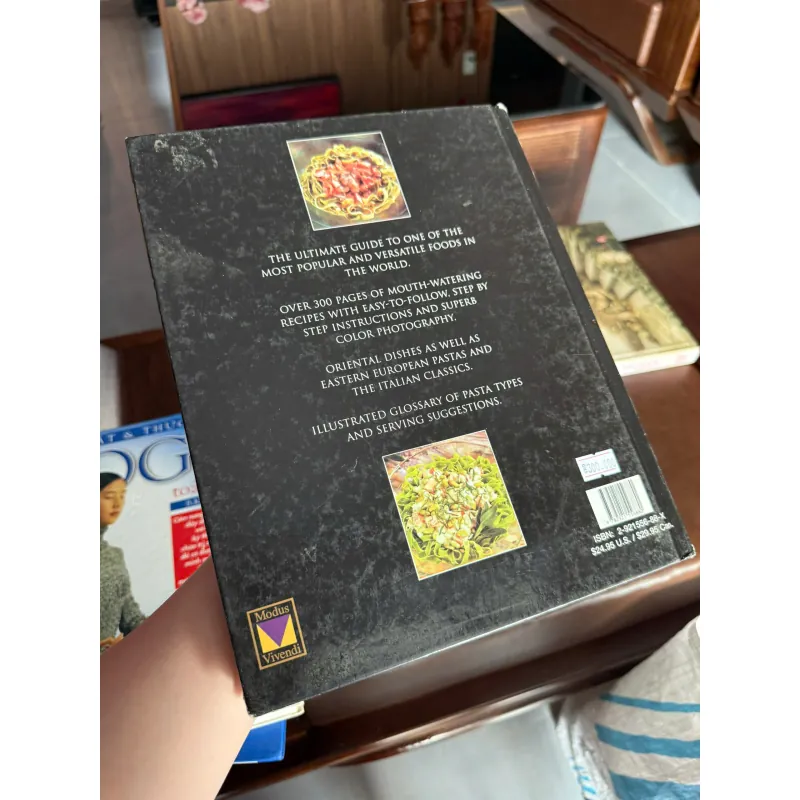 CRAZY ABOUT PASTA – Bridget Jones | Sách nấu ăn Pasta quốc tế- K3 1004879