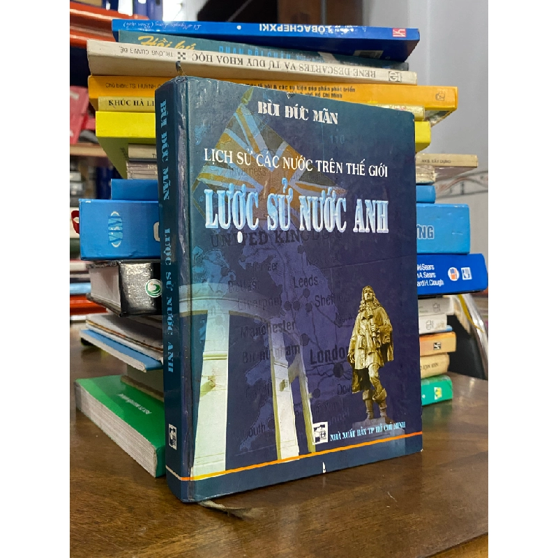 Lược sử nước Anh - Bùi Đức Mãn 473824