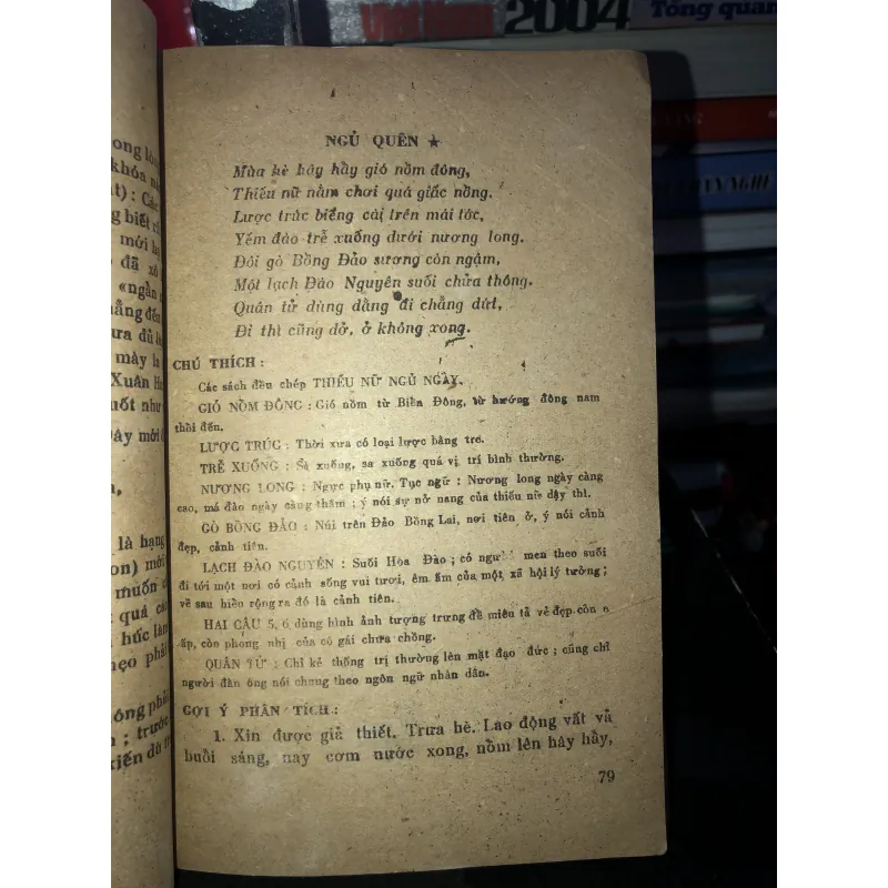 Nghĩ về thơ Hồ Xuân Hương - Lê Trí Viễn - Lê Xuân Lít - Nguyễn Đức Quyền 789219