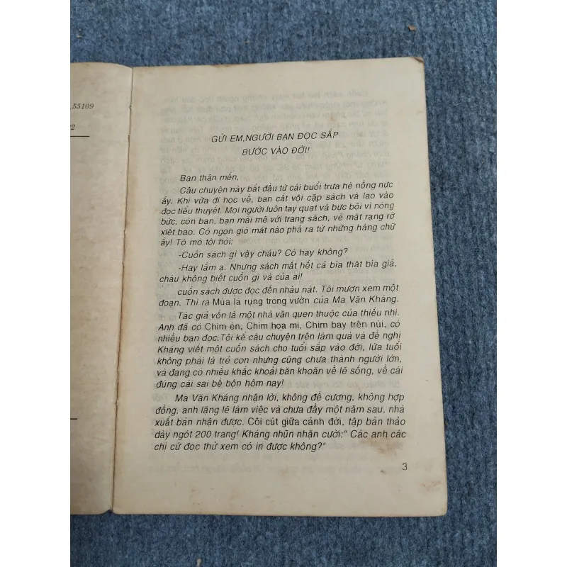 CÔI CÚT GIỮA CẢNH ĐỜI - MA VĂN KHÁNG 689534