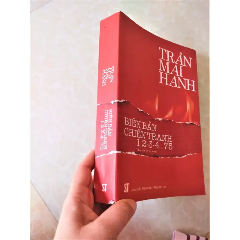 Sách: Biên bản chiến tranh 1-2-3-4.75 - Tác giả: Trần Mai Hạnh 929178