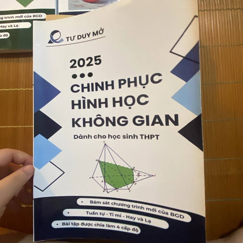 Combo luyện thi THPTQG 2025 tư duy mở (sách khoá học, chỉ lưu hành nội bộ) 447148