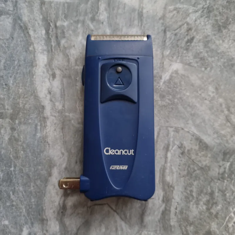 Máy cạo râu IZUMI điện 110v 927056