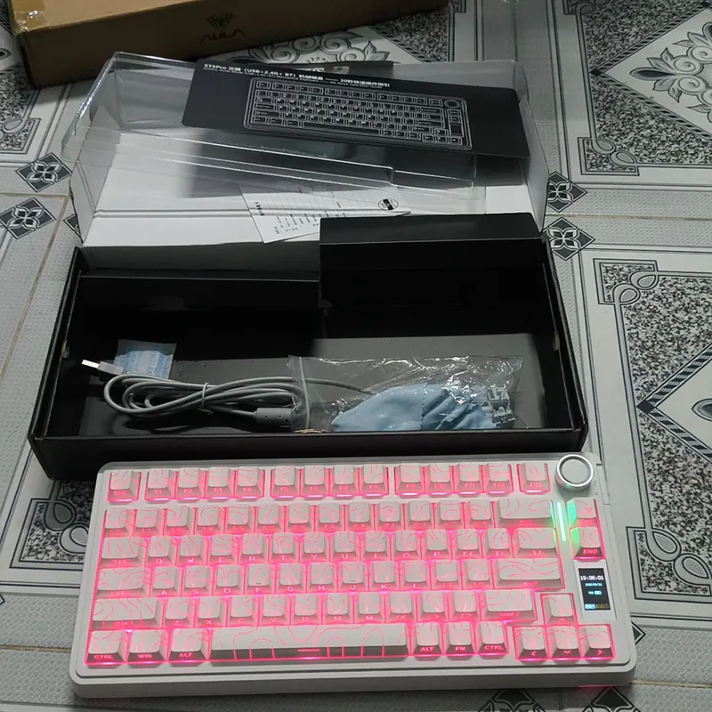 aula s75 pro dùng 3 ngày không hợp nên pass ạ 564756